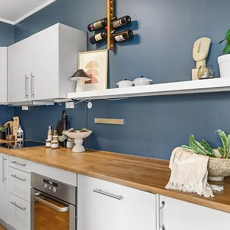Penthouse Balcony,parking And 2 Bedrooms דירה אוסלו